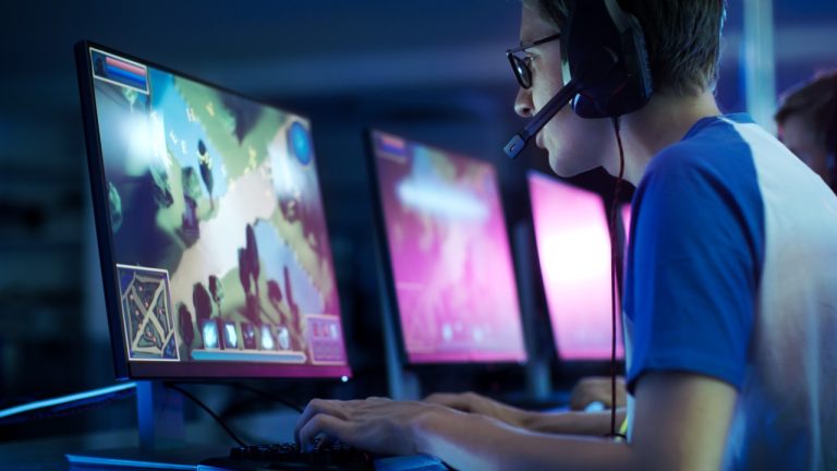 Strategi Jitu Menang Taruhan di Game Favorit Taruhan Esports 2025